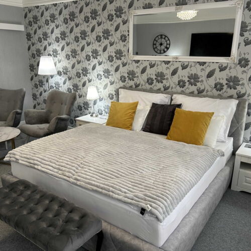 Classic Apartman se sprchou s manželskou postelí s 1 ložnicí