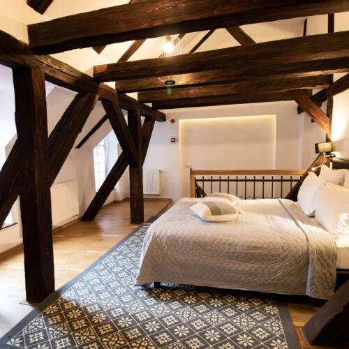 Queen  Pokoj s manželskou postelí