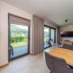 Mountain View 2-Room Balcony Apartment for 4 Persons