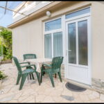 Apartament 2-osobowy na parterze Silver z 1 pomieszczeniem sypialnianym (możliwa dostawka)