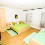 Földszintes légkondicionált 5 fős apartman 2 hálótérrel
