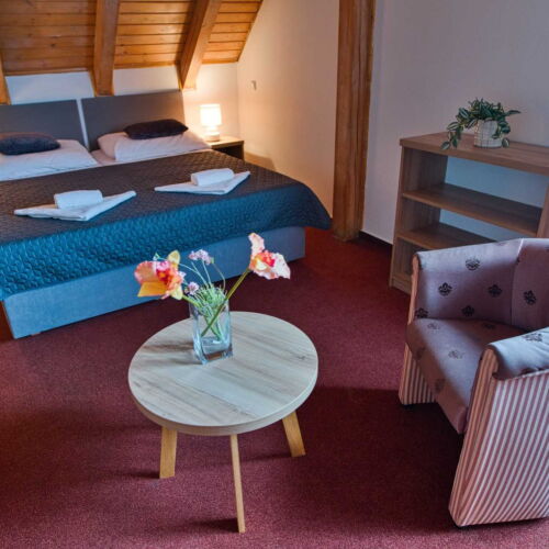 Camera pentru 5 pers.