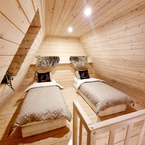 Domek całoroczny 7-osobowy cały dom Przyjazny podróżom rodzinnym (możliwa dostawka)