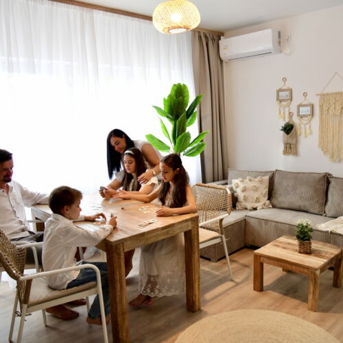 Suita familial(ă) cu balcon cu 2 camere pentru 4 pers. (se poate solicita pat suplimentar)