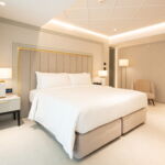 Premium Pokoj s manželskou postelí na poschodí