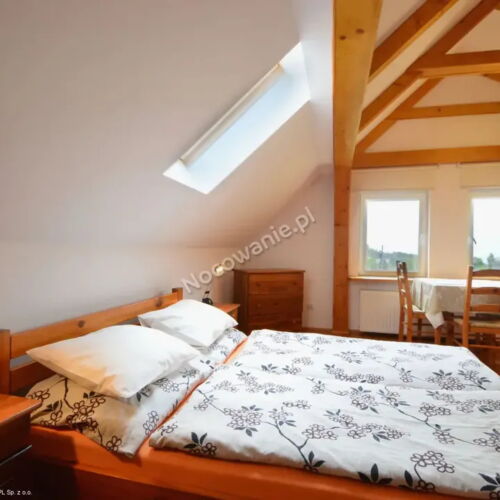 Apartament 4-osobowy na piętrze z 1 pomieszczeniem sypialnianym