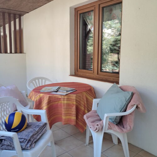 Casă de vară standard cu vedere spre grădină pentru 3 pers. (se inchirieaza doar integral) (se poate solicita pat suplimentar)