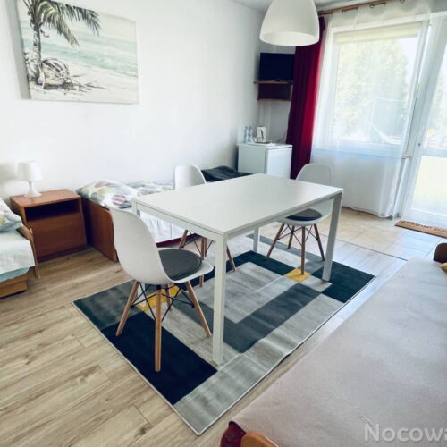 Pokój 3-osobowy z prysznicem z dostępem do ogrodu