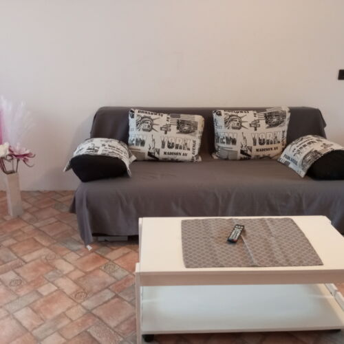 Whole House Holiday Home for 8 Persons air Conditioned