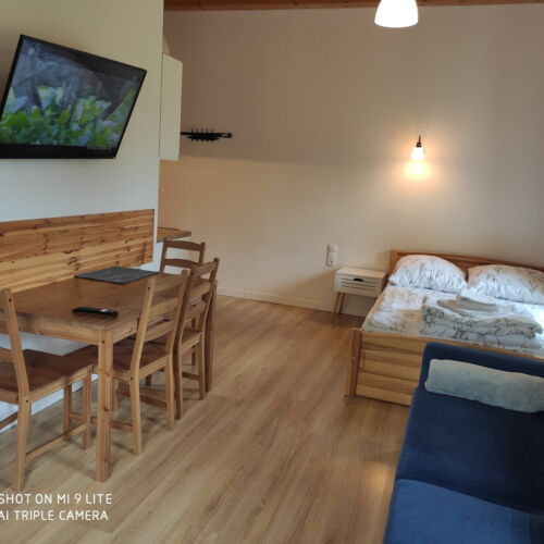 1-Zimmer-Apartment für 2 Personen mit Terasse und Aussicht auf den Garten