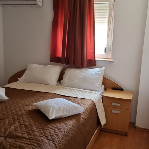 Erdgeschosses Doppelzimmer Gemeinsames Badezimmer