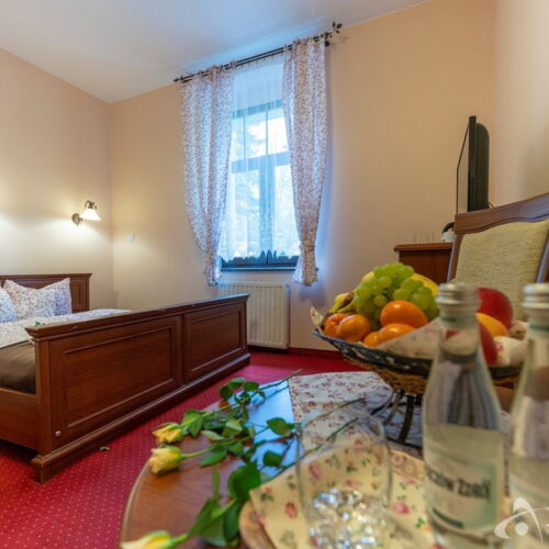 Camera dubla familial(ă)