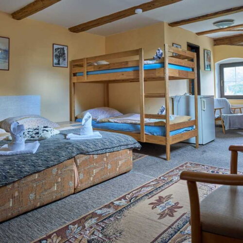 5 Person Room with Shower