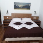 Mountain View Upstairs Double Room (extra beds available)