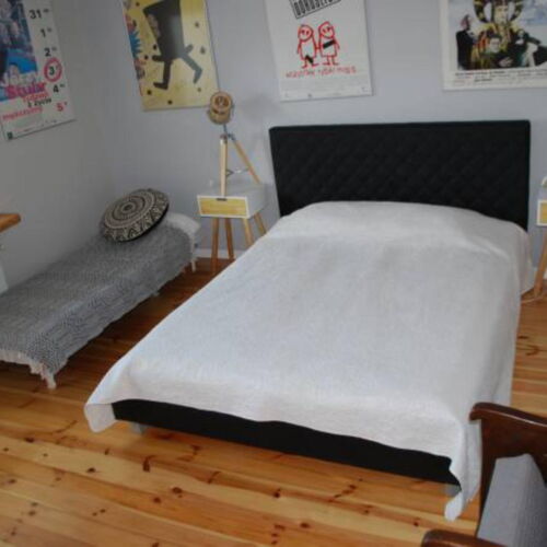 Pokój 3-osobowy z prysznicem z dostępem do ogrodu