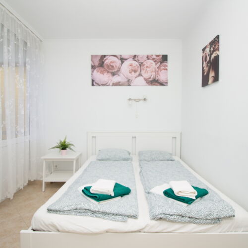 Apartman (jako celek) pro 4 os. s výhledem na jezero na poschodí