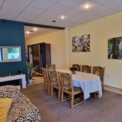 Apartman tV s plochou obrazovkou s privátní koupelnou mimo apartmán s manželskou postelí s 1 ložnicí