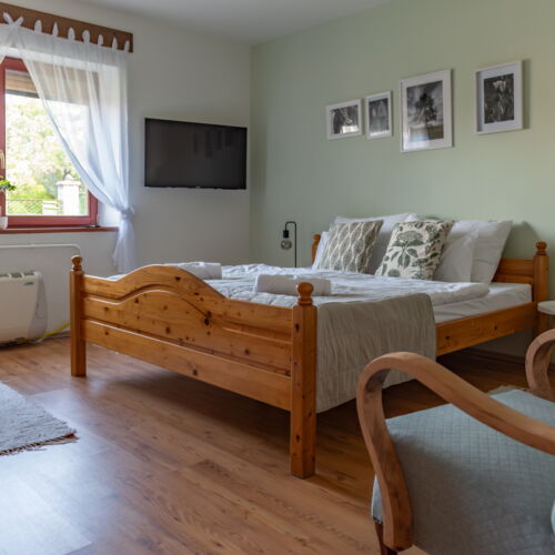 House (jako celek) pro 6 os. s výhledem do zahrady celý Dům