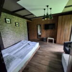 Izba s balkónom  s manželskou posteľou