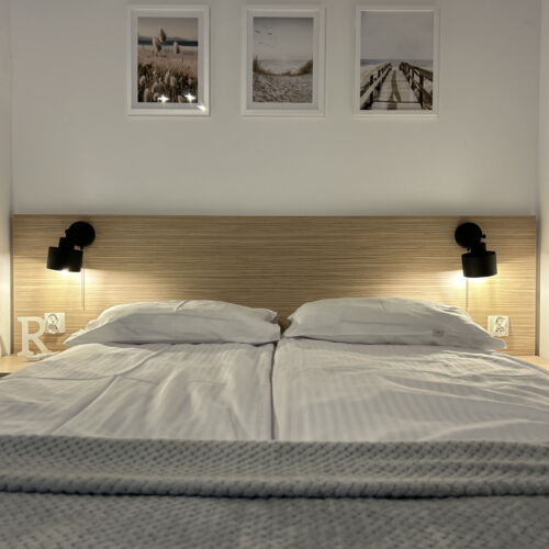 Pokój 3-osobowy z balkonem z widokiem na rzekę