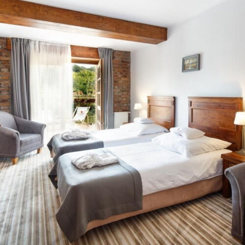 Pokój 2-osobowy typu Twin z balkonem