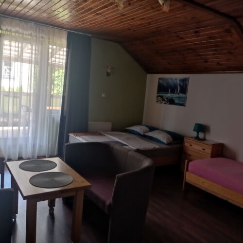 Camera pentru 6 pers.