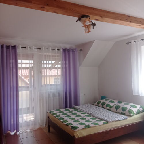 Camera cvadrupla (se poate solicita pat suplimentar)