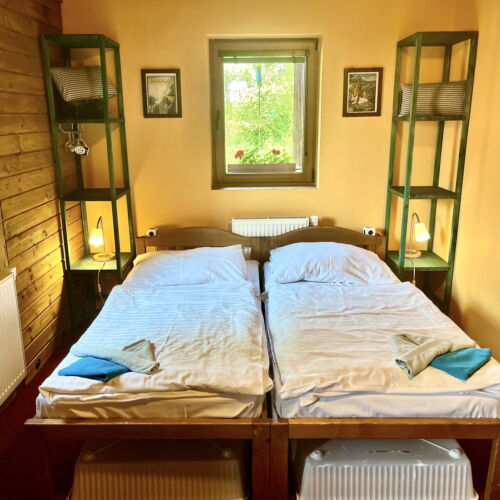 Pokoj se sprchou  pro 2 os.