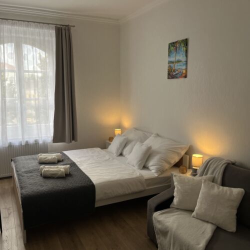 City View Apartment for 4 Persons with LCD/Plasma TV (extra bed available)
