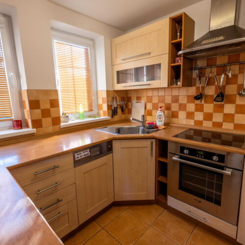 Apartment for 6 Persons with Shower and Kitchenette (extra bed available)