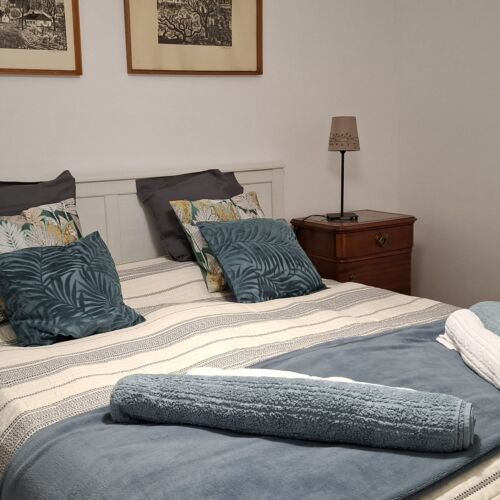 Whole House Holiday Home for 6 Persons (extra beds available)
