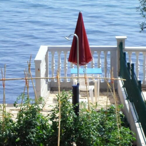 Apartament cu aer condiționat cu vedere spre mare cu 3 camere pentru 7 pers. A-8244-b