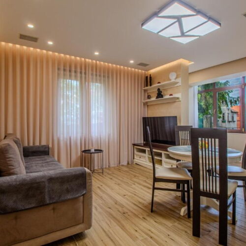 Apartament 4-osobowy z 2 pomieszczeniami sypialnianymi