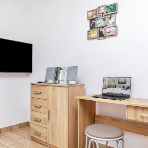 Ganzes Haus 2-Zimmer-Apartment für 4 Personen mit Dusche