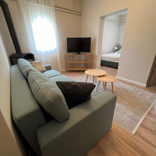 Apartament 4-osobowy na parterze z widokiem na ogród z 2 pomieszczeniami sypialnianymi