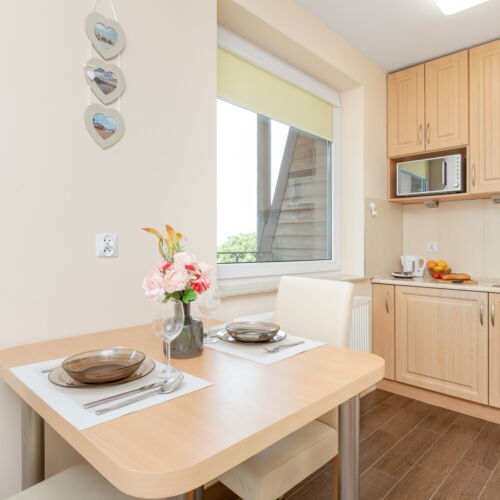 Întreaga unitate cu duș pentru 4 pers. (se inchirieaza doar integral)