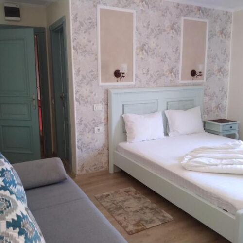 Camera cvadrupla întreaga unitate cu vedere spre mare