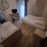 Camera dubla classic la mansardă (se poate solicita pat suplimentar)