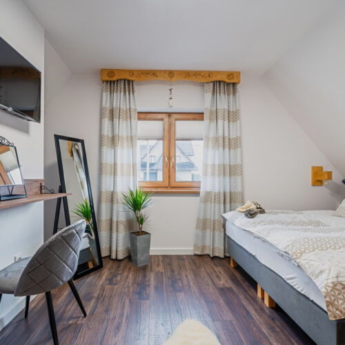 Domek całoroczny 8-osobowy cały dom Przyjazny podróżom rodzinnym (możliwa dostawka)