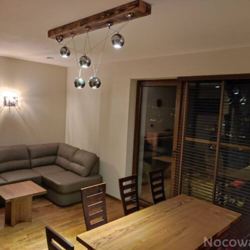 Domek drewniany 9-osobowy Premium z widokiem na góry