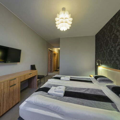 Mountain View 2-Room Apartment for 4 Persons with Garden