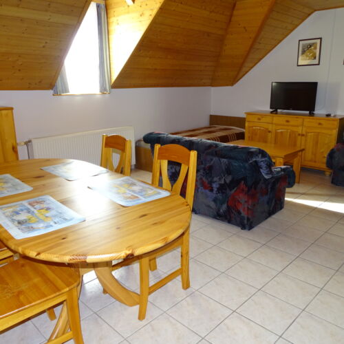 Panoramic Mansard 3-Room Apartment for 5 Persons