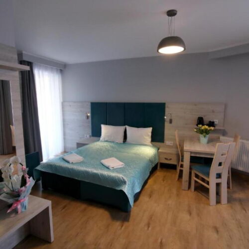 Upstairs Balcony 5 Person Room