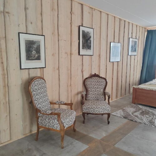 Pokoj se sprchou  pro 4 os.