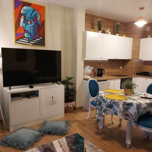 Apartament 3-osobowy na piętrze z widokiem na las z 2 pomieszczeniami sypialnianymi (możliwa dostawka)