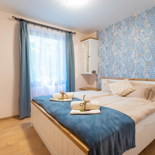 Forest View Whole House House for 4 Persons (extra beds available)