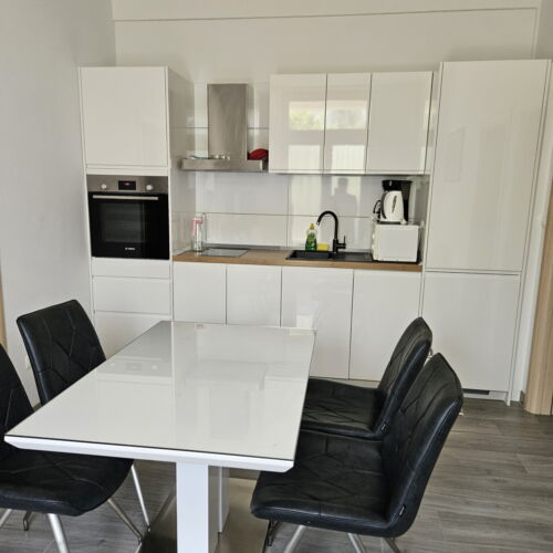 Ground Floor Gold 2-Room Apartment for 4 Persons