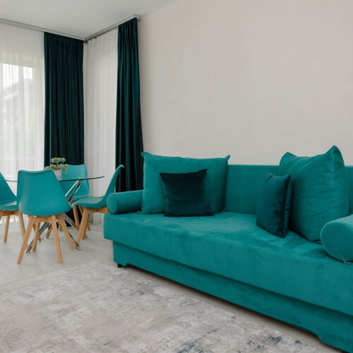 Apartman s privátní koupelnou mimo apartmán pro 6 os. se 3 ložnicemi na přízemí