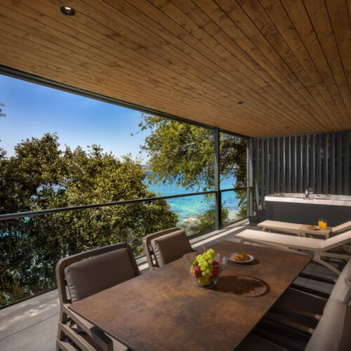 Rekreační dům (jako celek) s terasou pro 5 os. s výhledem na moře