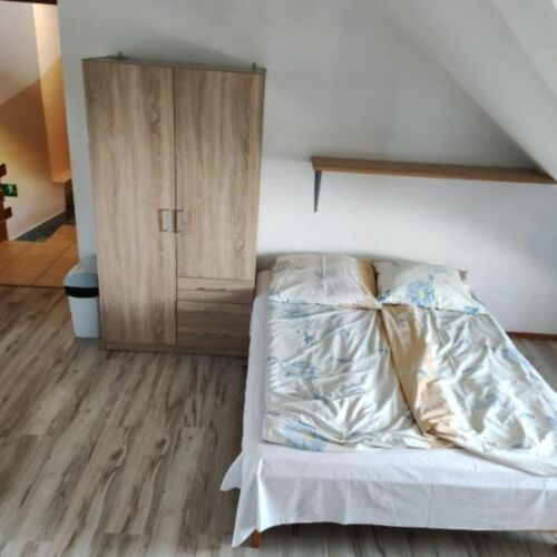 Camera pentru 5 pers.